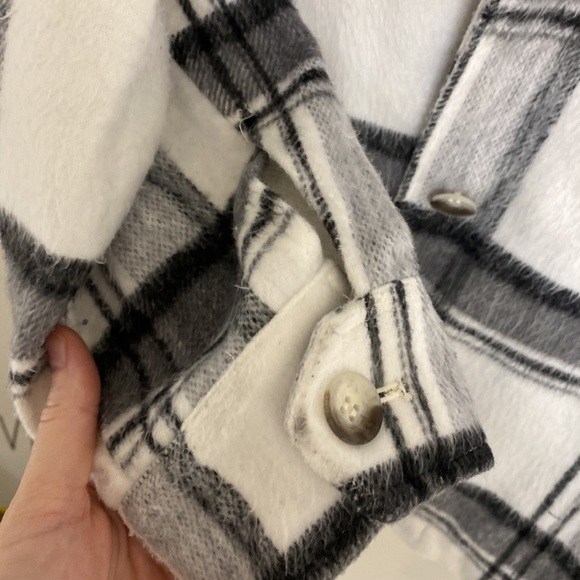 CARBON38 Boyfriend Plaid Shacket - Picture 11 of 12